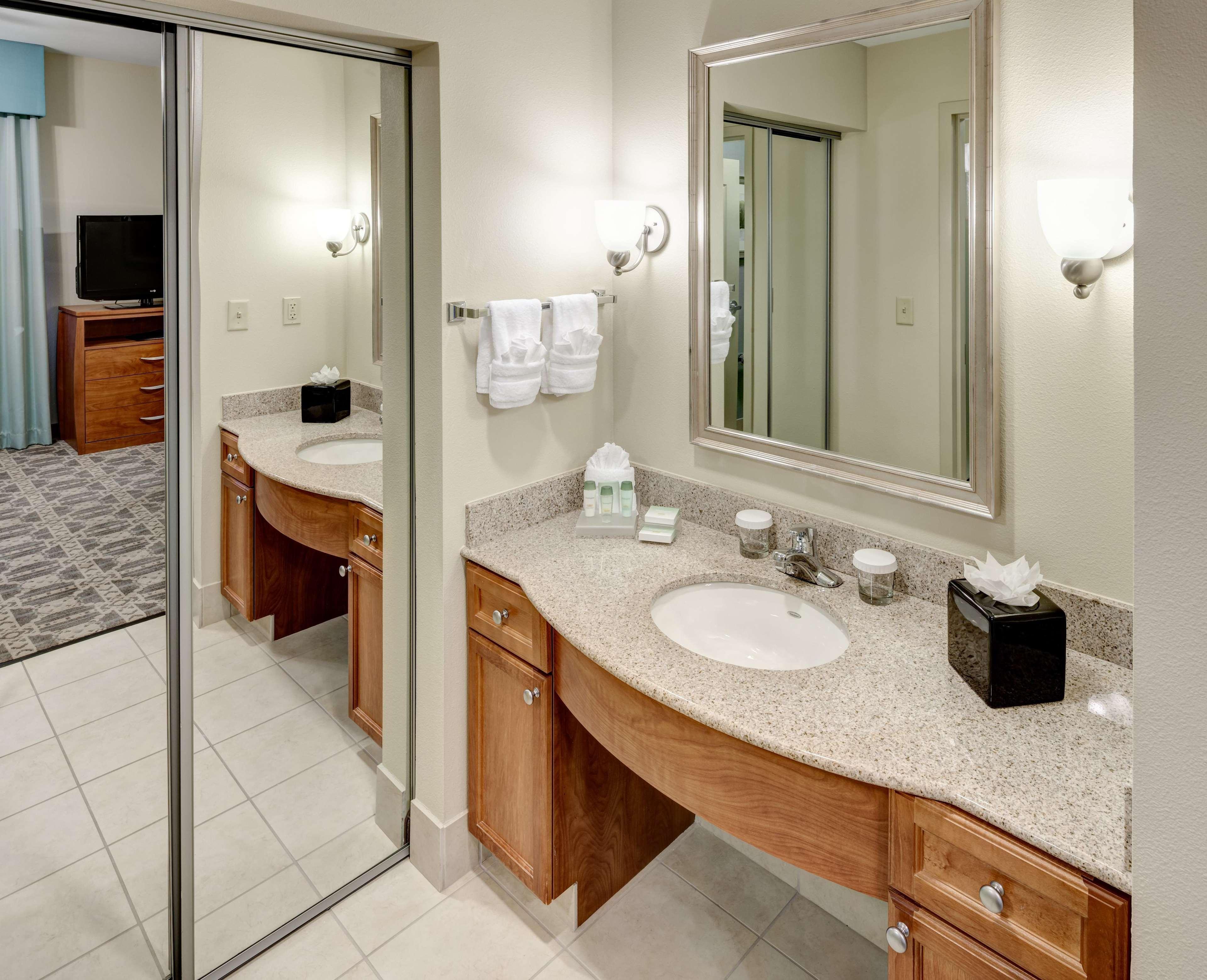 Homewood Suites By Hilton Irving-Dfw Airport Bagian luar foto